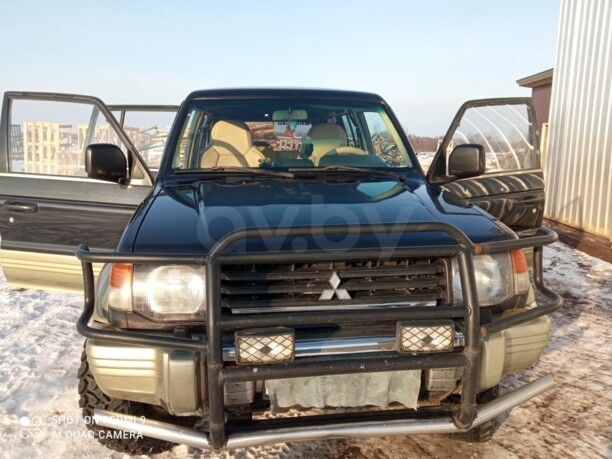 Mitsubishi Pajero II, 7 мест, 1993 г.