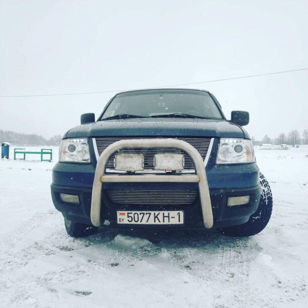 Ford Expedition II, 7 мест, 2003 г.
