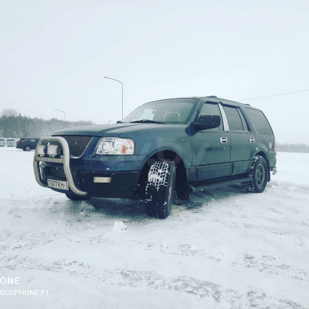 Ford Expedition II, 7 мест, 2003 г.