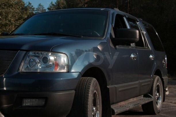 Ford Expedition II, 7 мест, 2003 г.