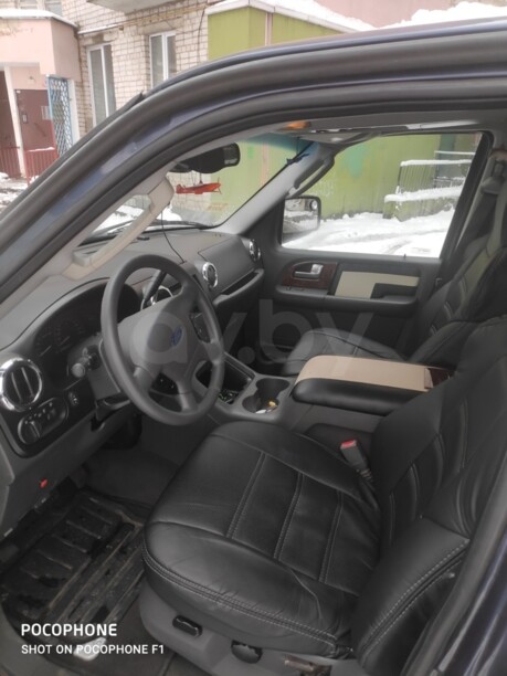 Ford Expedition II, 7 мест, 2003 г.