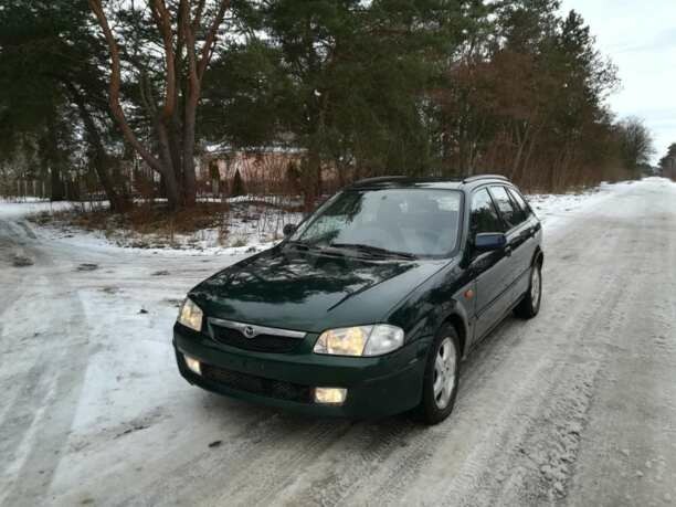 Mazda 323F, 1999 г.
