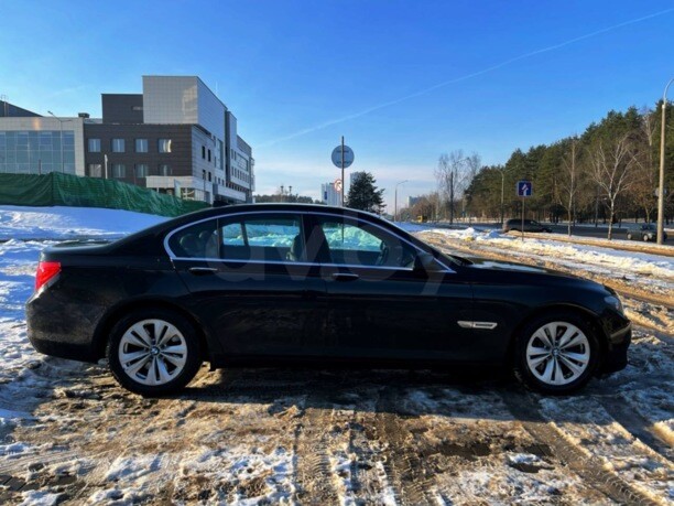 BMW 7 серия F01, F04, 2010 г.
