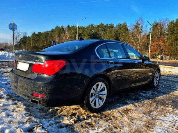 BMW 7 серия F01, F04, 2010 г.