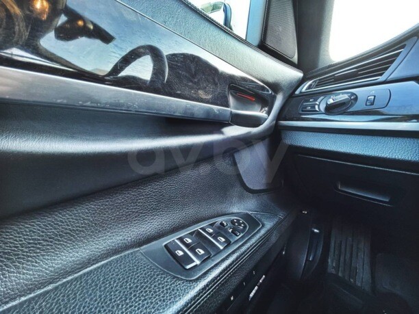 BMW 7 серия F01, F04, 2010 г.