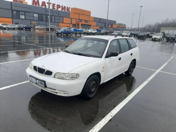 Daewoo Nubira J100, 1998 г.