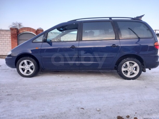 Volkswagen Sharan I, 7 мест, 1999 г.
