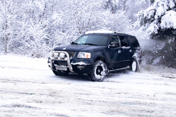 Ford Expedition II, 7 мест, 2003 г.