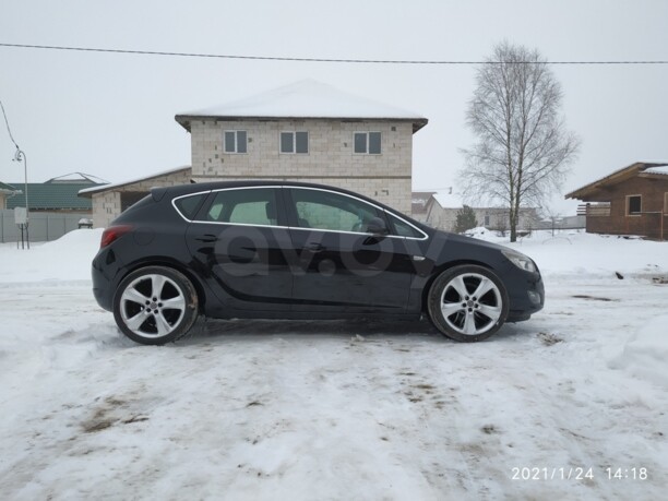 Opel Astra J, 2010 г.