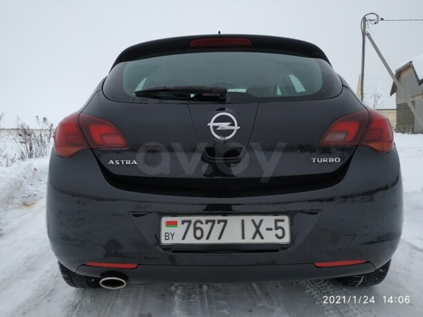 Opel Astra J, 2010 г.