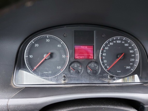 Volkswagen Touran I, 5 мест, 2005 г.