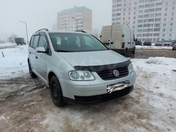 Volkswagen Touran I, 5 мест, 2005 г.
