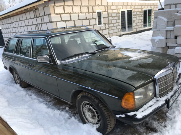 Mercedes-Benz E-Класс W123, 1982 г.