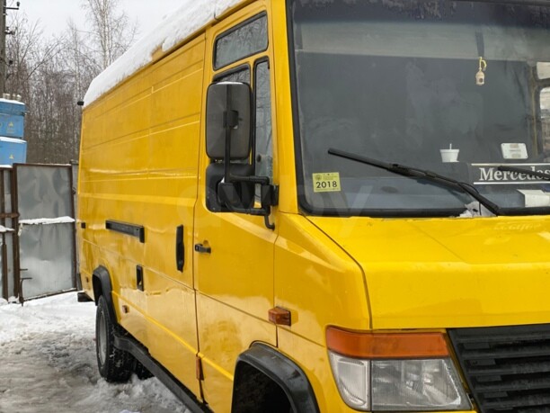 Mercedes Vario 814, 1999 г.