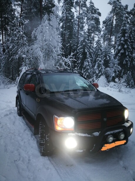 Dodge Durango II, 7 мест, 2004 г.