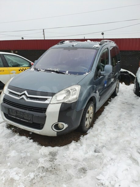 Citroen Berlingo II, 5 мест, 2011 г.