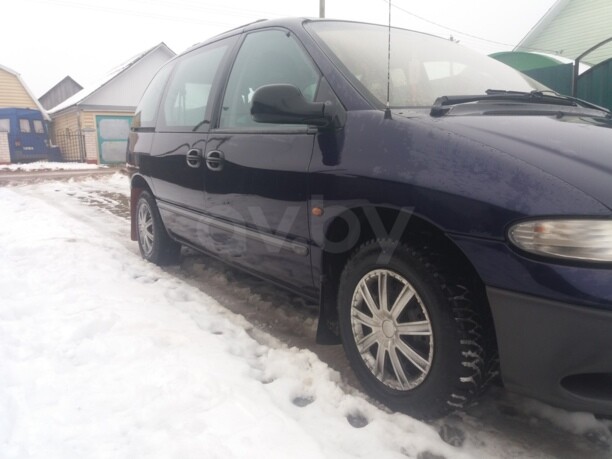 Chrysler Voyager III, 7 мест, 1997 г.