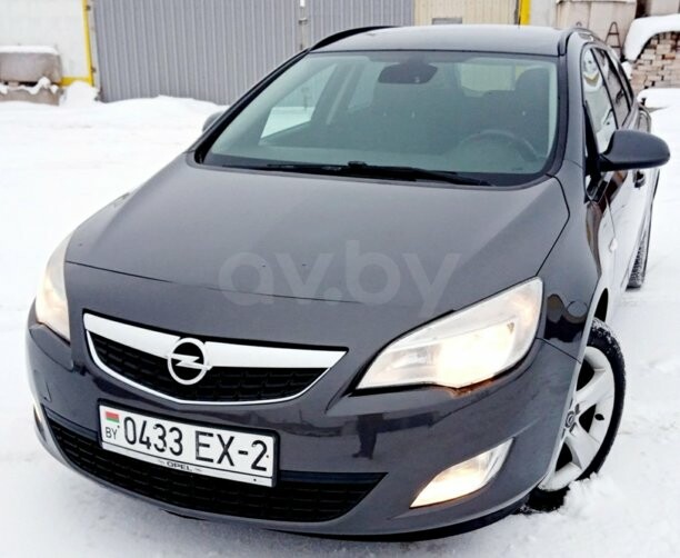 Opel Astra J, 2011 г.