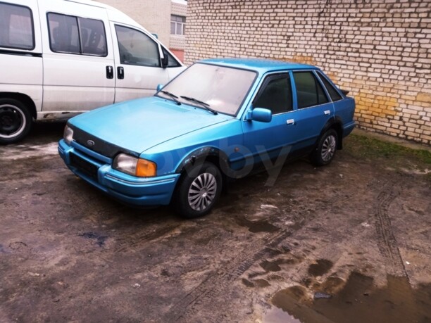 Ford Escort IV, 1990 г.