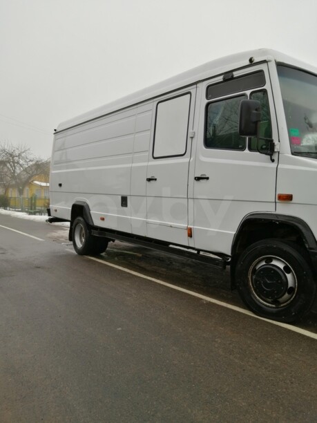 Mercedes Vario, 2005 г.