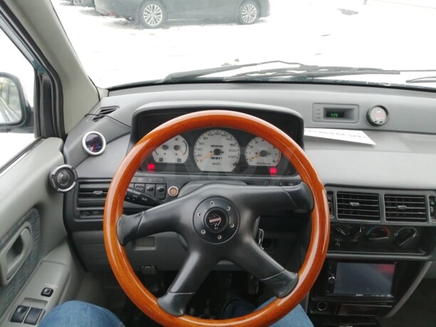 Mitsubishi Space Runner I, 1998 г.