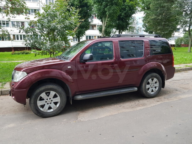 Nissan Pathfinder R51, 7 мест, 2006 г.