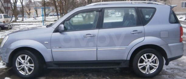SsangYong Rexton II, 5 мест, 2011 г.