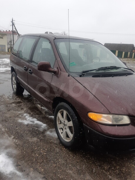 Dodge Caravan III, 7 мест, 1996 г.