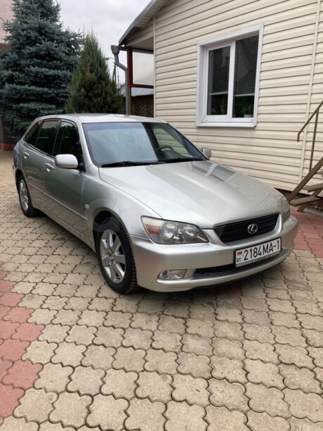 Lexus IS I, 2002 г.