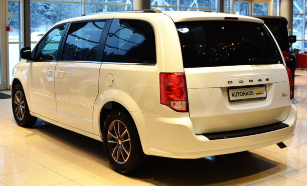 Dodge Grand Caravan V, 7 мест, 2017 г.