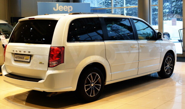 Dodge Grand Caravan V, 7 мест, 2017 г.