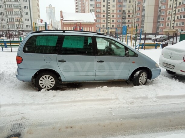 Volkswagen Sharan I, 5 мест, 1999 г.
