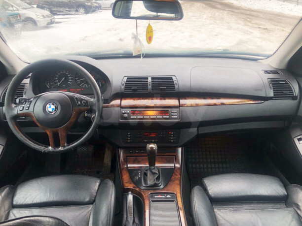 BMW X5 E53, 5 мест, 2002 г.