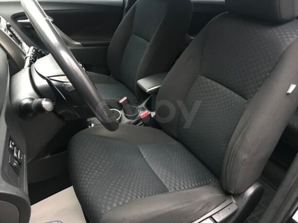 Toyota Verso I, 5 мест, 2009 г.