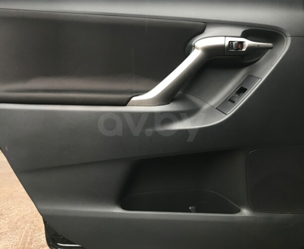 Toyota Verso I, 5 мест, 2009 г.