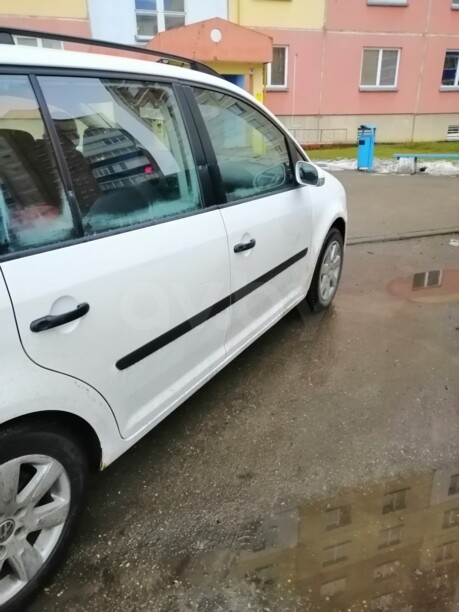 Volkswagen Touran I, 5 мест, 2004 г.