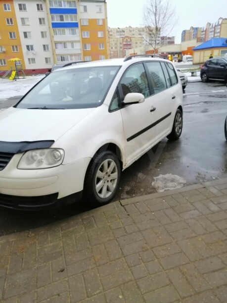 Volkswagen Touran I, 5 мест, 2004 г.
