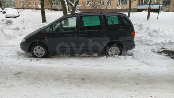 Volkswagen Sharan I, 5 мест, 1999 г.
