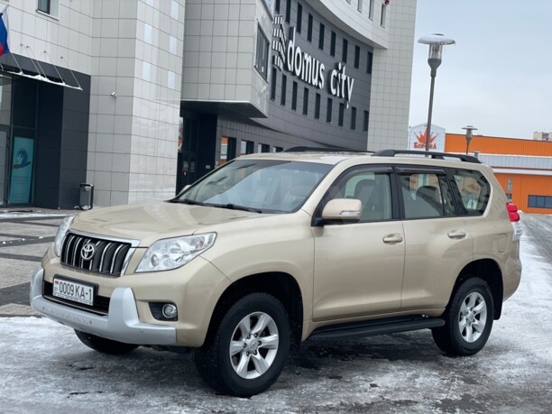 Toyota Land Cruiser Prado J150, 7 мест, 2009 г.