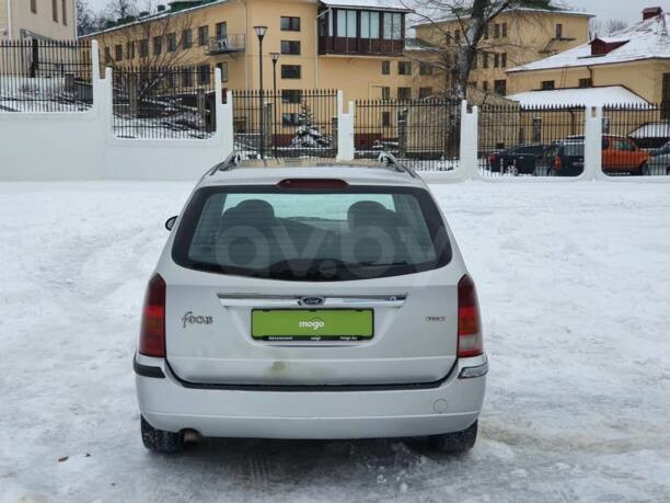 Ford Focus I · Рестайлинг, 2001 г.