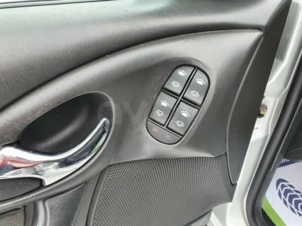 Ford Focus I · Рестайлинг, 2001 г.