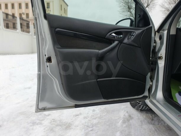 Ford Focus I · Рестайлинг, 2001 г.