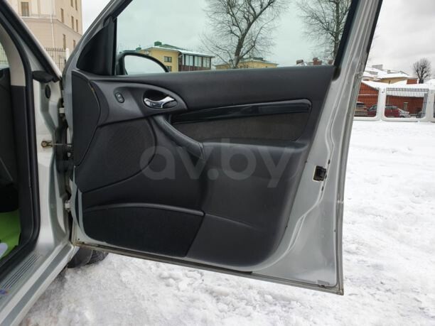 Ford Focus I · Рестайлинг, 2001 г.
