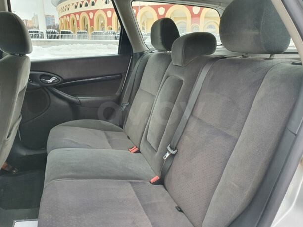 Ford Focus I · Рестайлинг, 2001 г.
