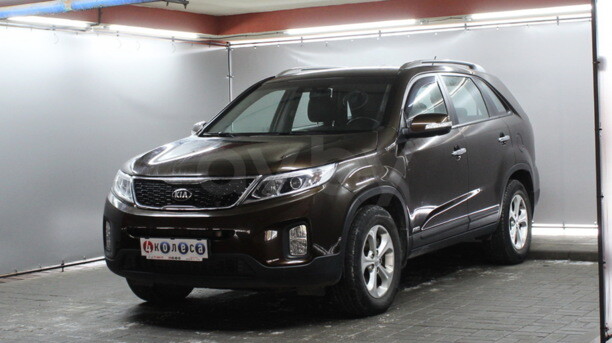 Kia Sorento II · Рестайлинг, 5 мест, 2013 г.