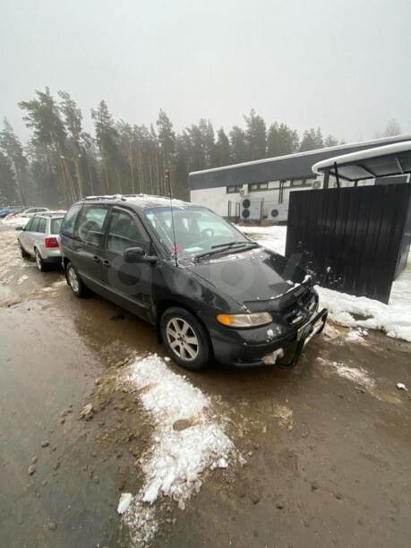 Dodge Caravan III, 7 мест, 1998 г.