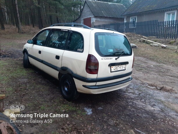Opel Zafira A, 7 мест, 2001 г.