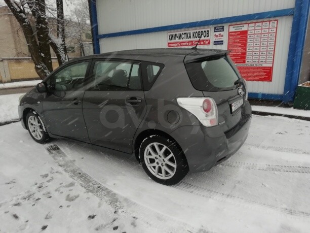 Toyota Verso I, 5 мест, 2010 г.