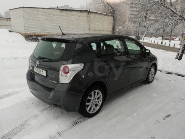 Toyota Verso I, 5 мест, 2010 г.