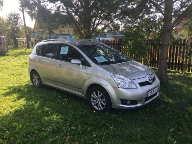 Toyota Corolla Verso III (AR10), 5 мест, 2008 г.